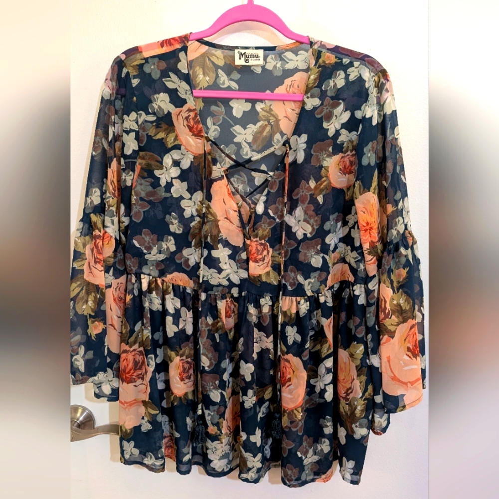 Show Me Your MuMu Poet Tie Top In Love Floral